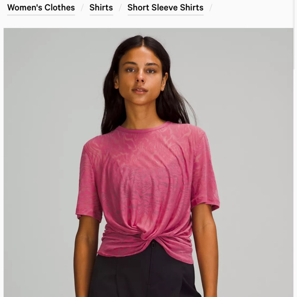 Lululemon Crescent Tee Vail size 6